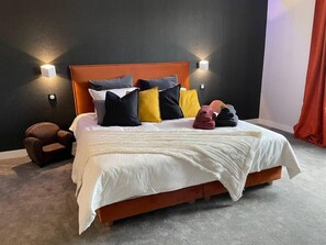 Lit King-Size de 180cm, literie française et matelas Epeda