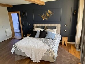 King Size bed 180 cm