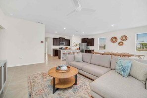 Living Room | 1st Floor | Smart TV | Central A/C & Heating | Board Games
