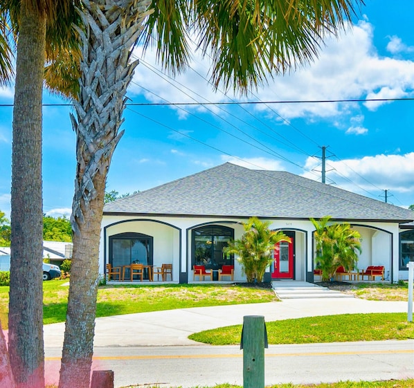 Welcome to Indian River in Cocoa Beach, Florida!
