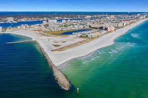 The Hummingbird - Luxury Lakefront Vacation Rental with Private Pool, Fireplace, and Water Views on Holiday Isle in Destin, Florida - Five Star Properties Destin/30A