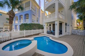 The Hummingbird - Luxury Lakefront Vacation Rental with Private Pool, Fireplace, and Water Views on Holiday Isle in Destin, Florida - Five Star Properties Destin/30A