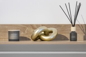 Bathroom amenities