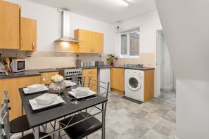 Kitchen - fully stocked with everything you need!