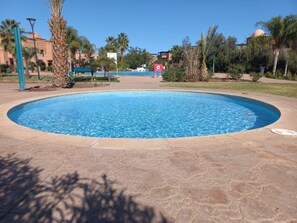 Petite piscine pour les enfants de moins de 5 ans.