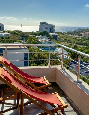 vue panoramique de la terrasse au 7ème et dernier étage du bâtiment