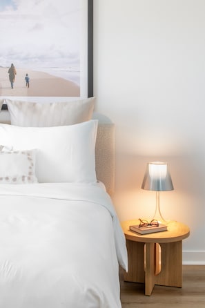 Master bedroom, king bed, connected to walk-in closet and ensuite, 55" TV
