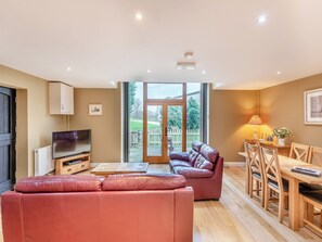 Open plan living space | Oak Cottage, Ware