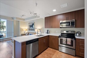 Downtown San Jose San Jose 1 Bedroom Kitchen