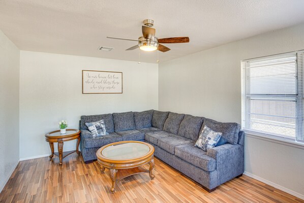 Atoka Vacation Rental | 3BR | 1BA | 1,300 Sq Ft | Stairs Required
