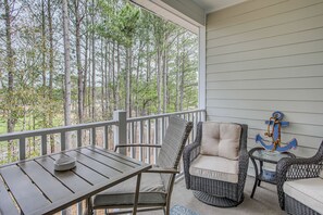 Private Balcony | Golf Course View