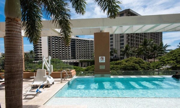 The Grand Islander, a Hilton Grand Vacations Club_1.jpg