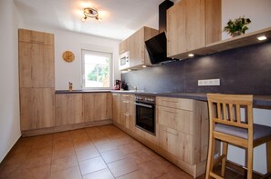 Here you can see the kitchen of the holiday apartment Kornkammer