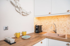 Private kitchenette