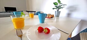 Breakfast meal