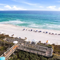 Private Community Beach Access - Just Steps Away!