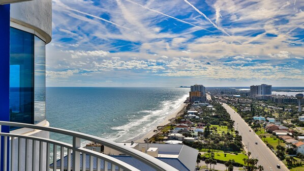 Beach/ocean view