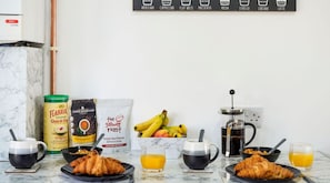 Breakfast bar