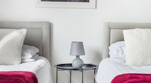 Triple room 3 single beds with storage
