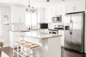 Fully stocked kitchen for homecooked meals!