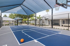 Sport court