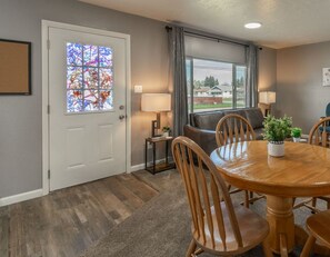 Dinning Area & Livingroom