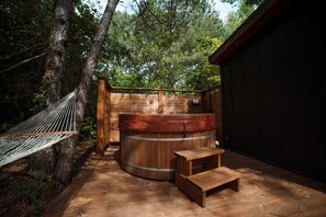 Cedar hot tub!