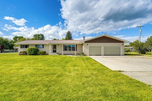 Exterior | Single-Story Home