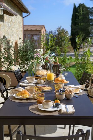 Autumn, Food, Spring, Summer