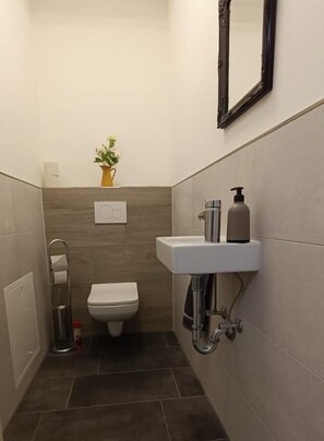 Ferienwohnung Emma-seperate Toilette