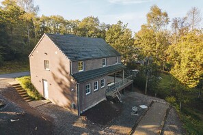 Holiday Home Exterior [winter]