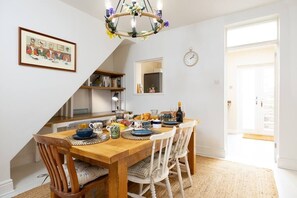Dining Room - Seating for 6 and plenty of Space
