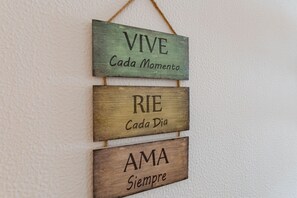 Andere
