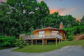The cabin is located in a quiet community just outside Gatlinburg.