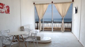 Dining area,Living Room