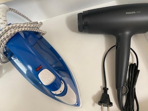 Badezimmerausstattung
