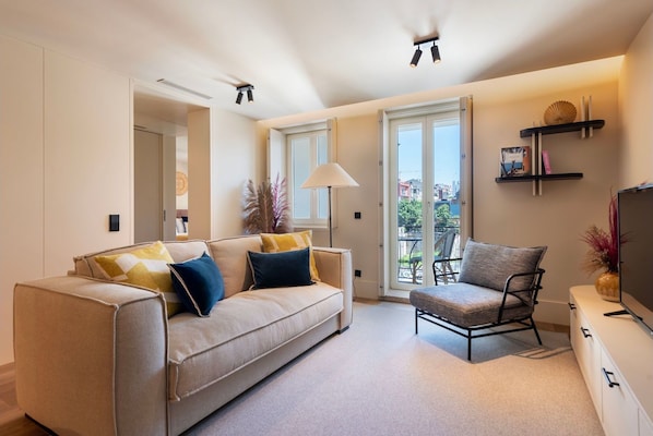 This is not just an apartment to stay and live in but a lifestyle-serviced residence built around business and leisure, connecting a community of travelers and locals alike.