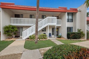 Ground floor unit at the front of complex
