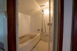 MAGOSAN Bathroom