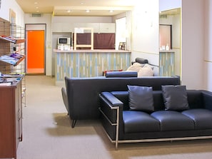 ・3rd floor common space We have a TV installed, so please feel free to use it.