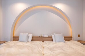C type room: 2 double beds