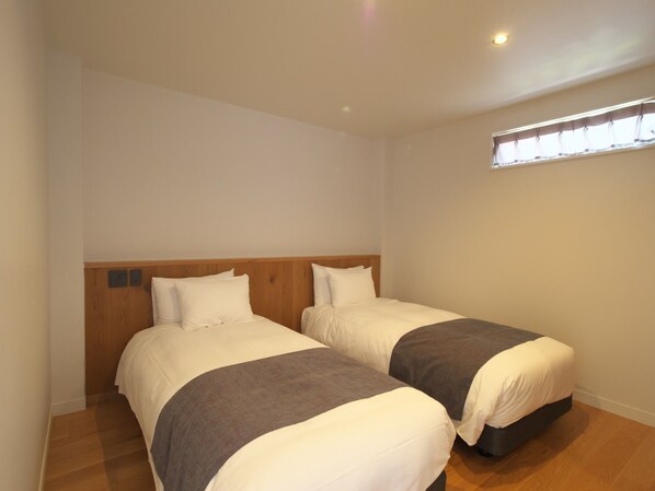 ・[Atype] Twin bed room with separate bedroom and living room. You can relax and relax