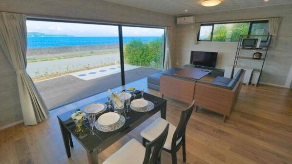 Living-dining