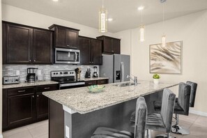 4057 Lana Avenue (6).jpg