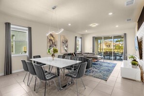 4057 Lana Avenue (5).jpg
