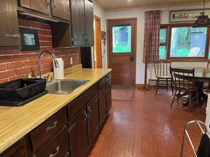 Kitchen (1)