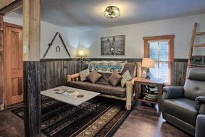 Enjoy mornings in your living room planning out the day of adventures!