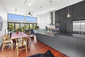 Kitchen/Dining