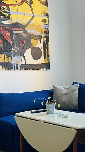 Room Detail