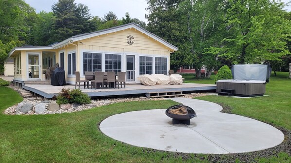 Fire pit